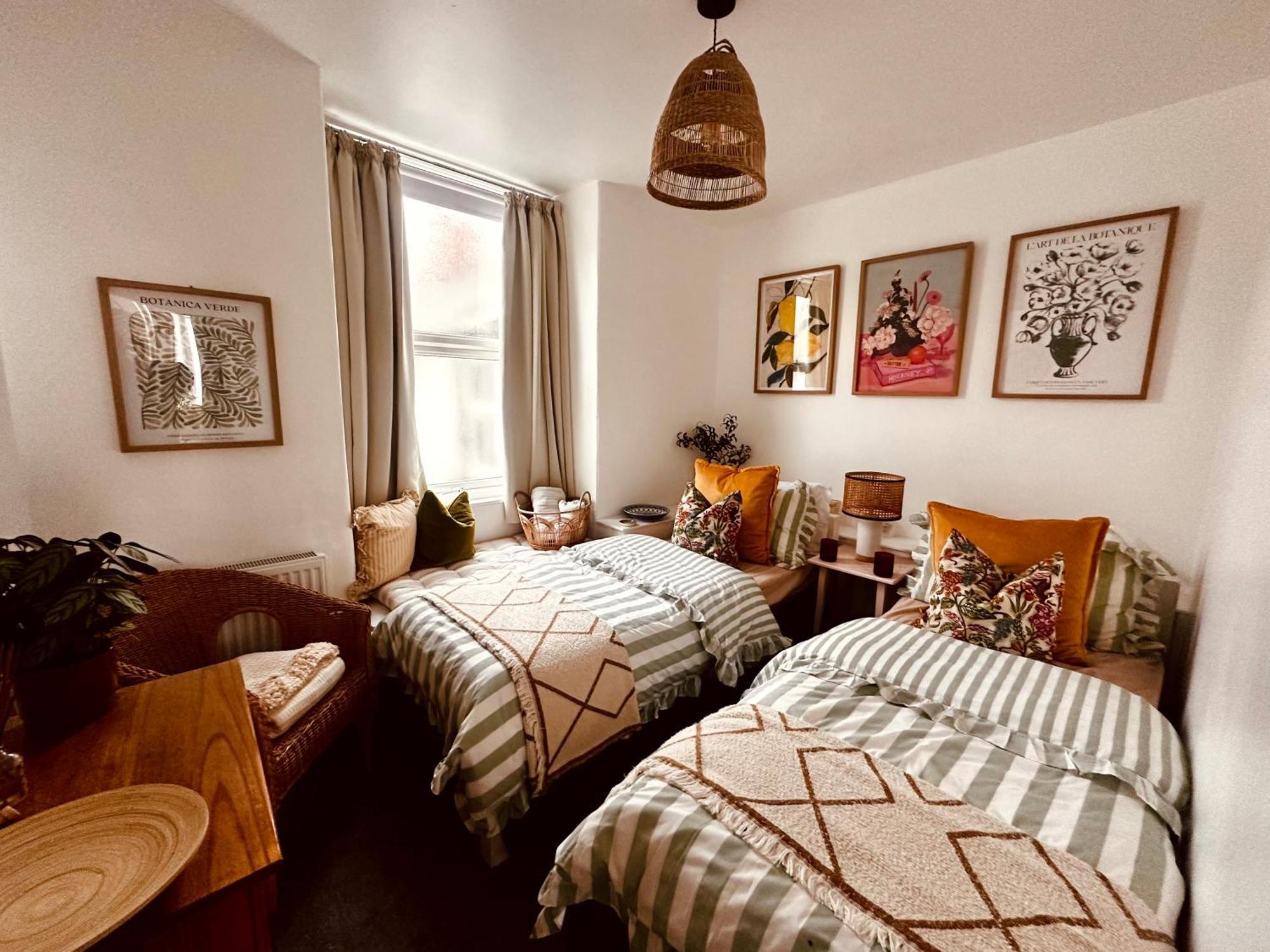 Mor Heli Guest House Крик'єт Екстер'єр фото